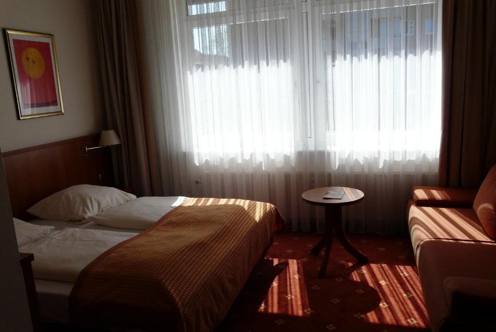 Traveller Hotel Lubeck Room photo